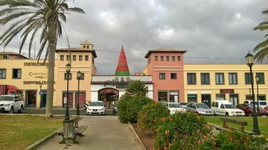 Claro Hostel Corralejo Exterior photo